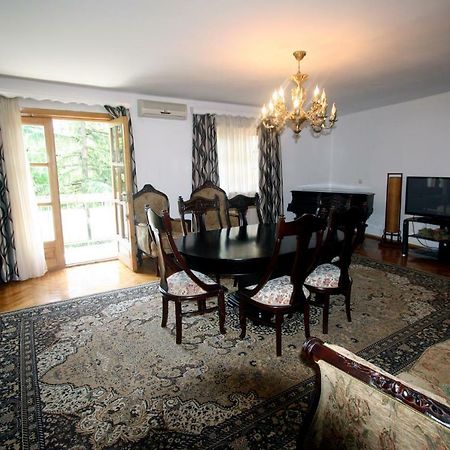 Комплекс 35 Paliashvili Кутаиси Экстерьер фото